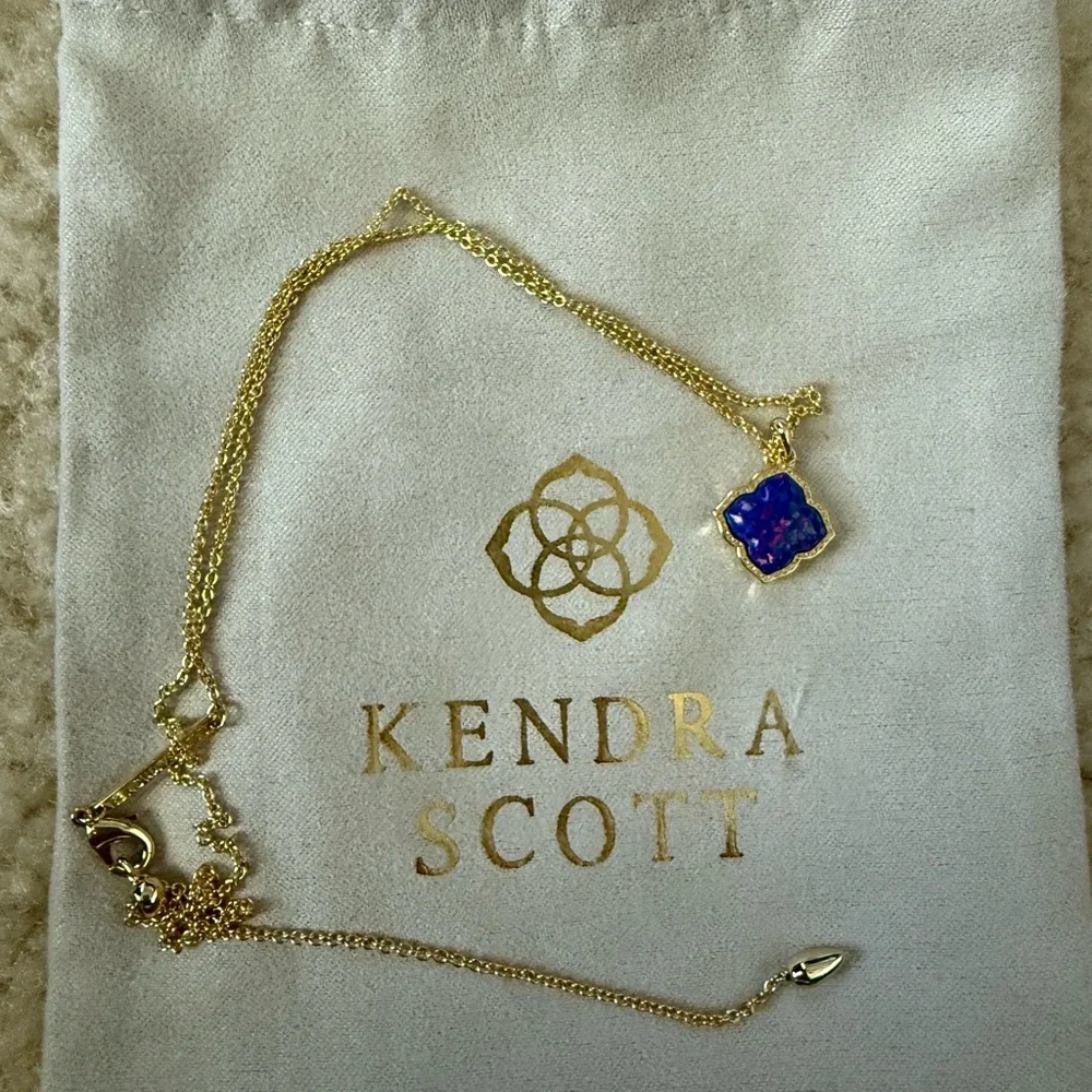 Kendra Scott Gold Necklace with Blue Pendant - Picture 1 of 1